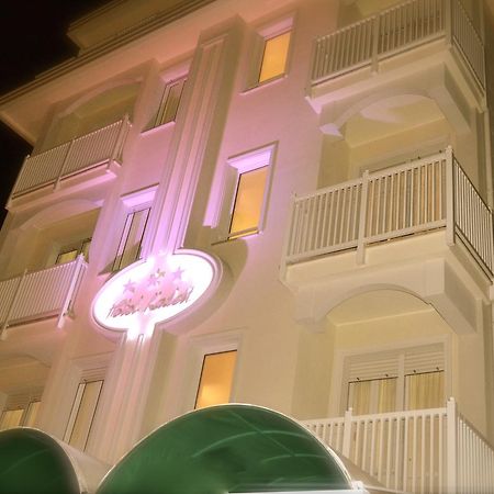 Hotel Kadett Rimini Zewnętrze zdjęcie